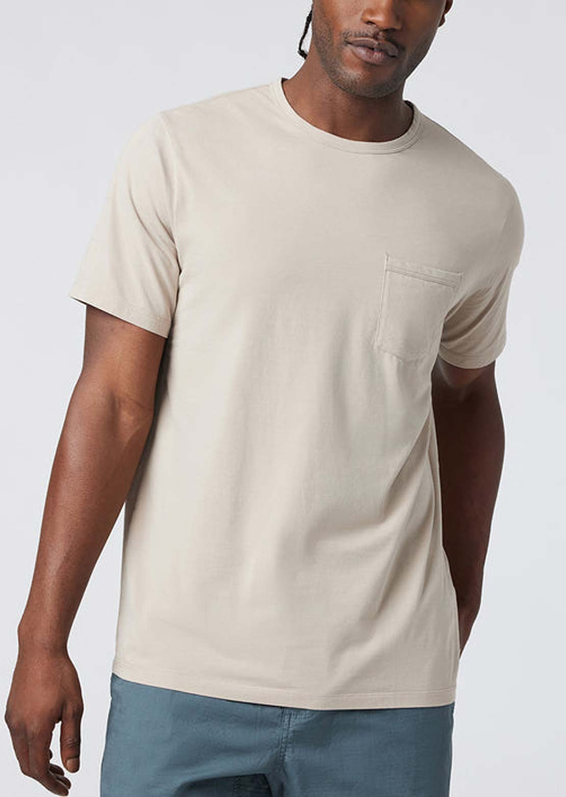 Vuori Men&#39;s Feather Pocket Tee Toast