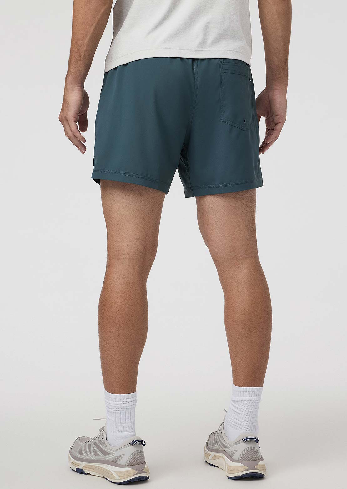Vuori Men&#39;s Kore 5&quot; Shorts Light Deep Sea