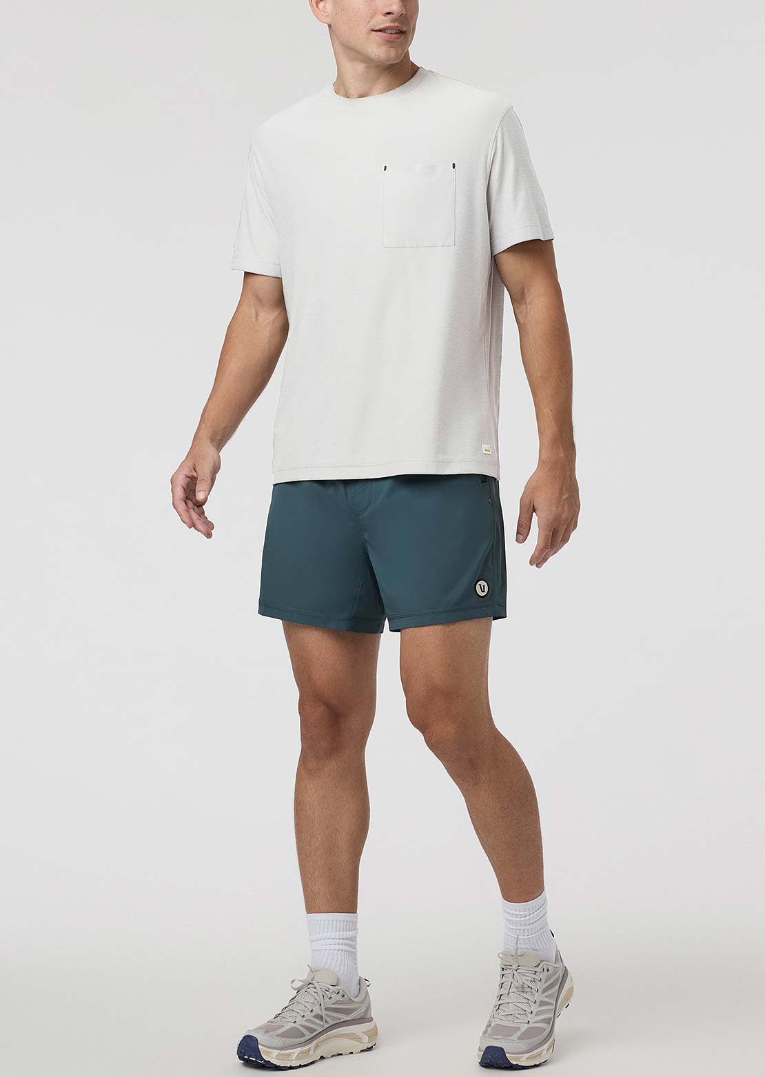 Vuori Men&#39;s Kore 5&quot; Shorts Light Deep Sea