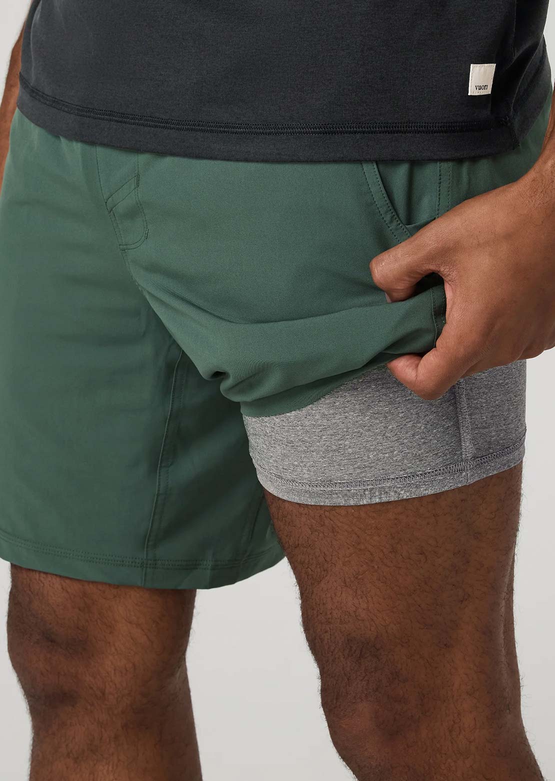 Vuori Men's Kore Lined 7" Shorts Agate Green Tonal