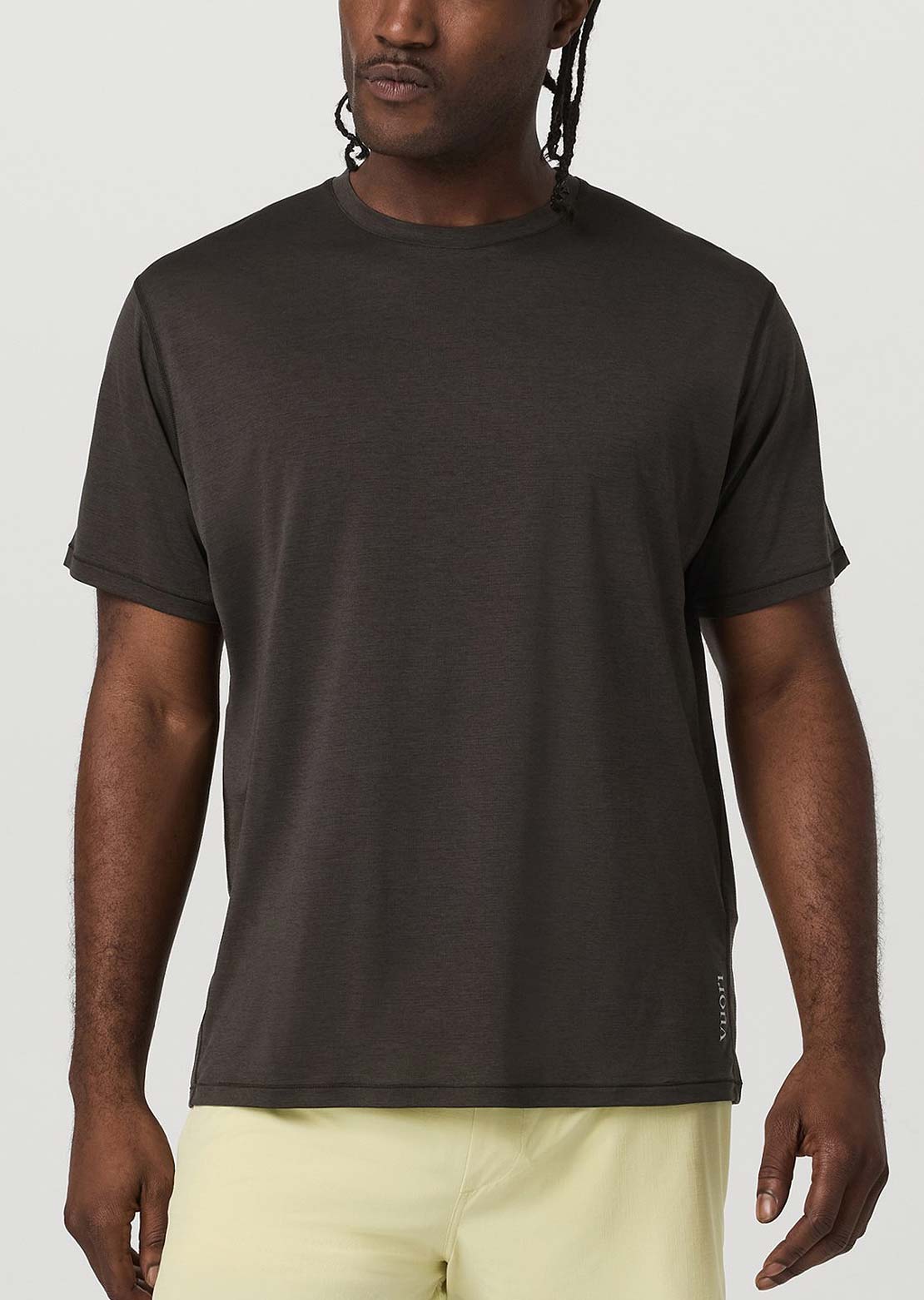 Vuori Men's Terrain T-Shirt Carbon
