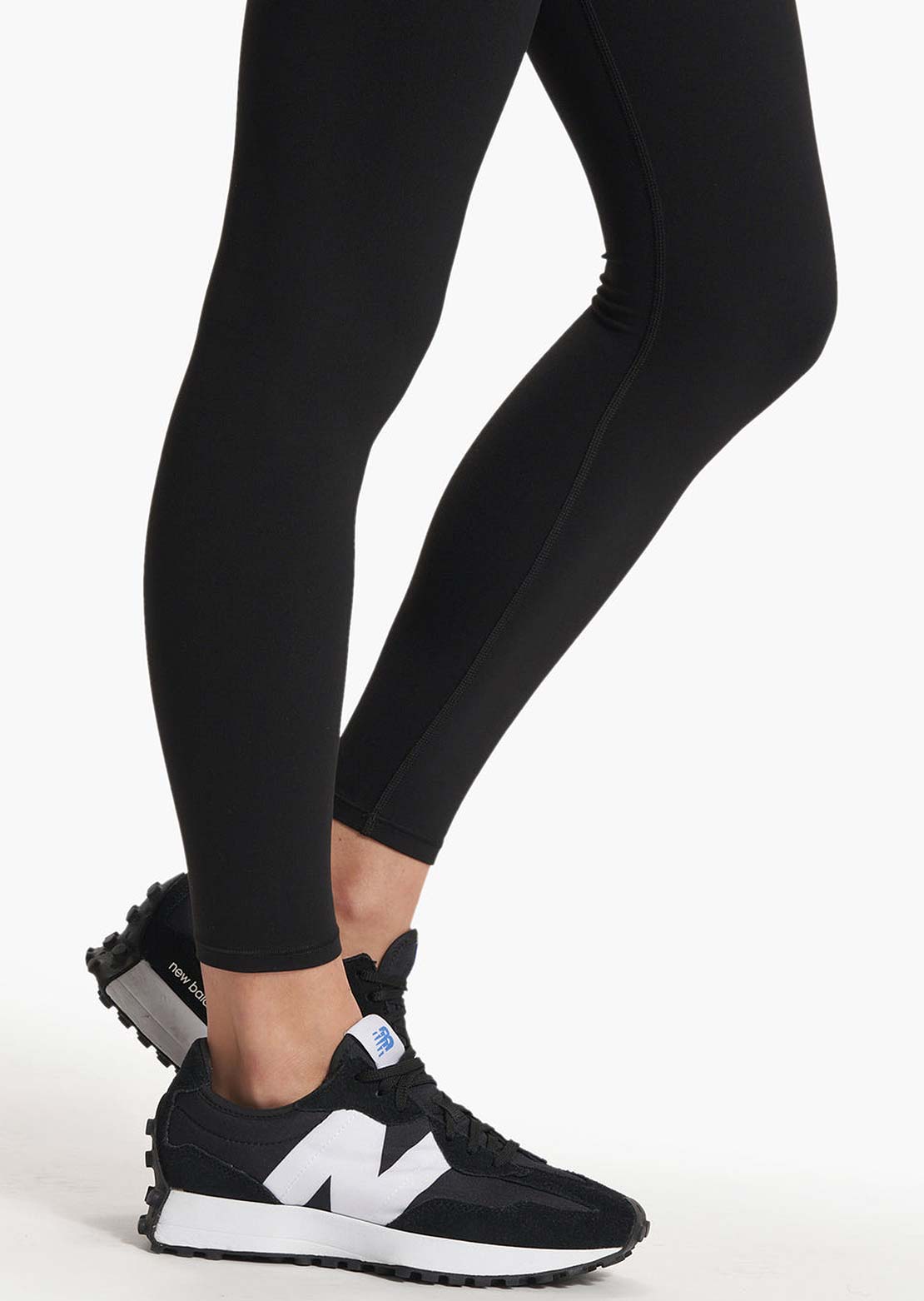 Vuori Women's All The Feels Legging Black