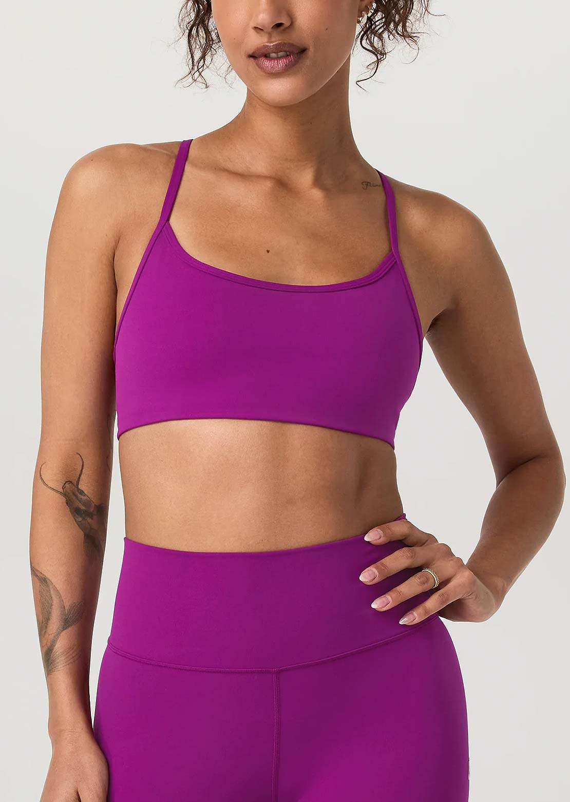Vuori Women's All The Feels Sports Bra Magenta