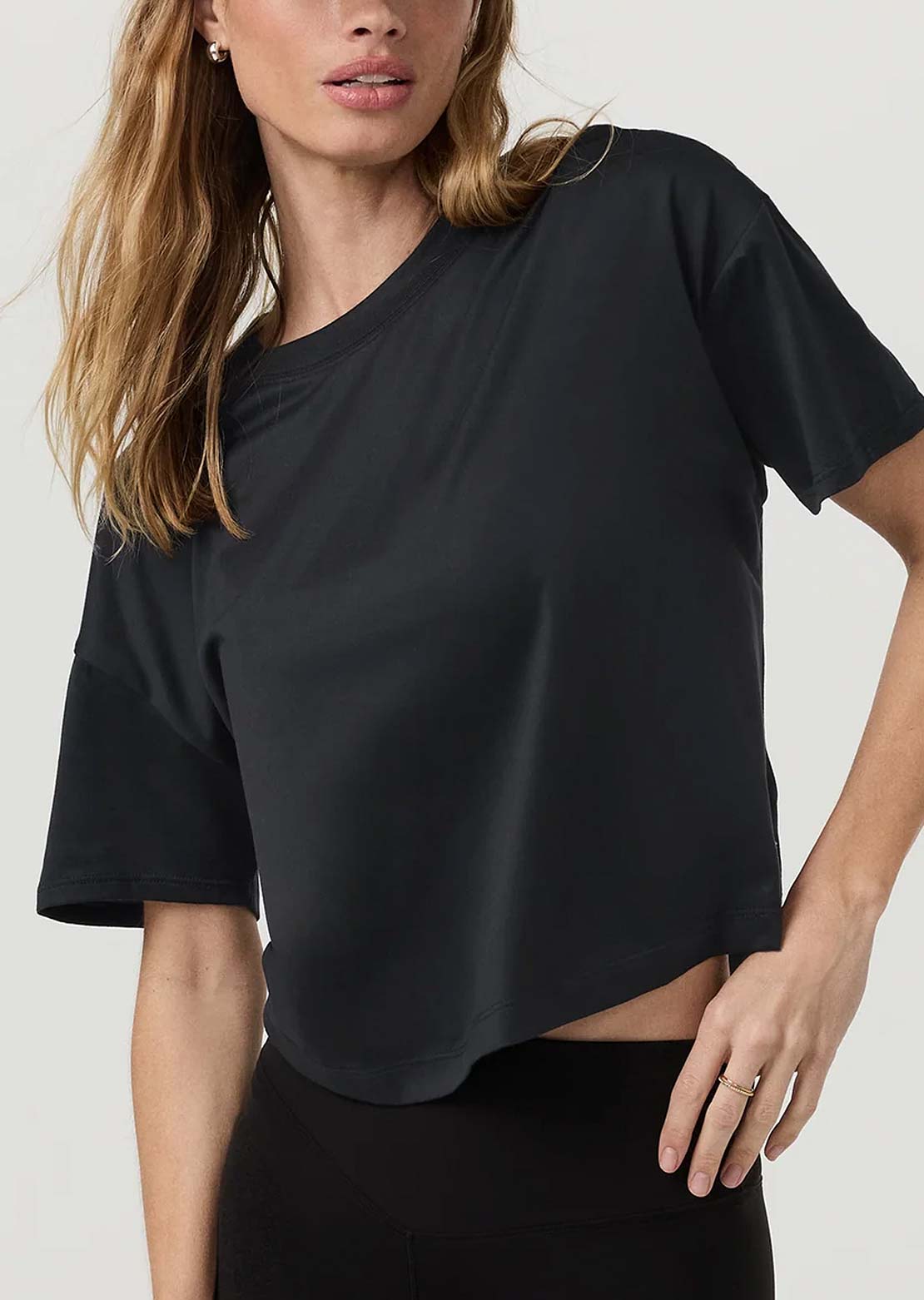 Vuori Women's Energy T-Shirt Black Heather