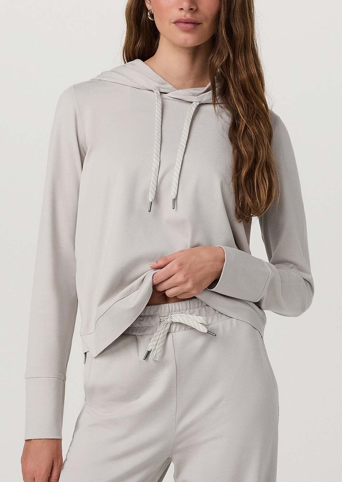 Vuori Women&#39;s Halo Essential Hood Ecru Heather