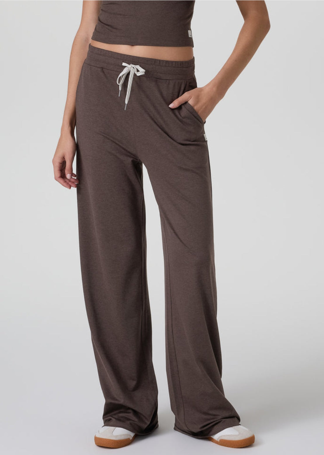 Vuori Women's Halo Essential Wideleg Pants Java Heather