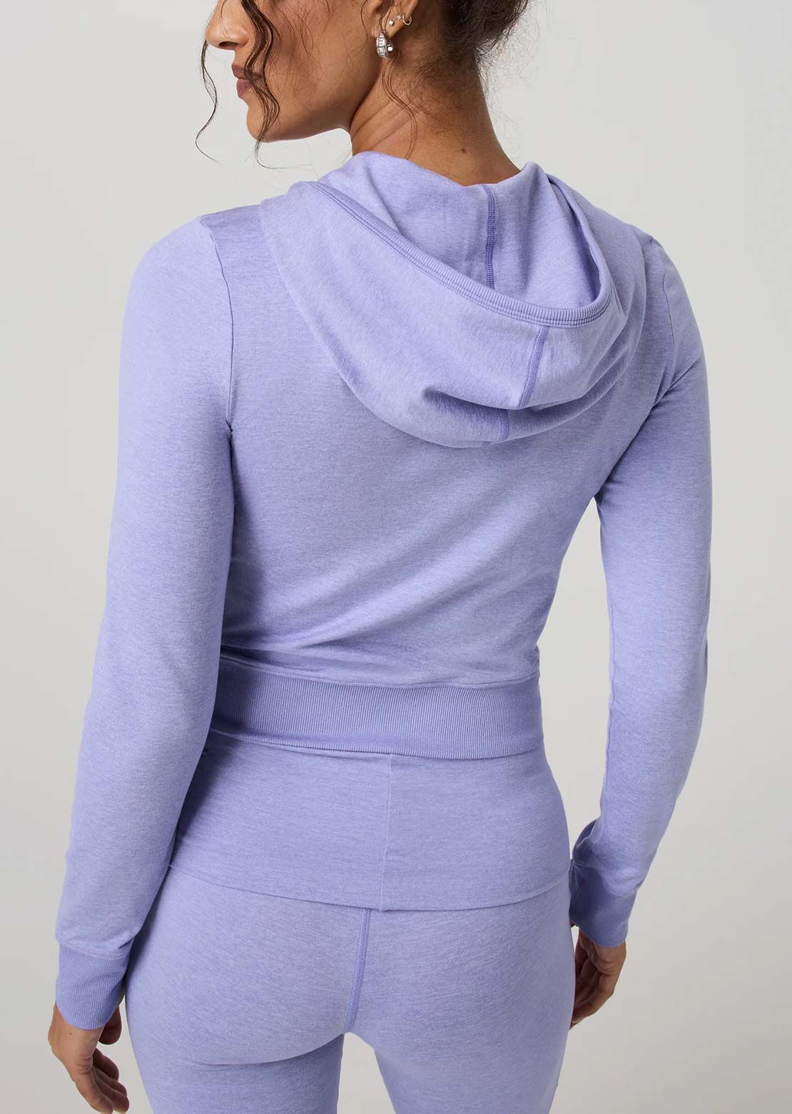 Vuori Women's Halo Mini FZ Hood Hyacinth Heather