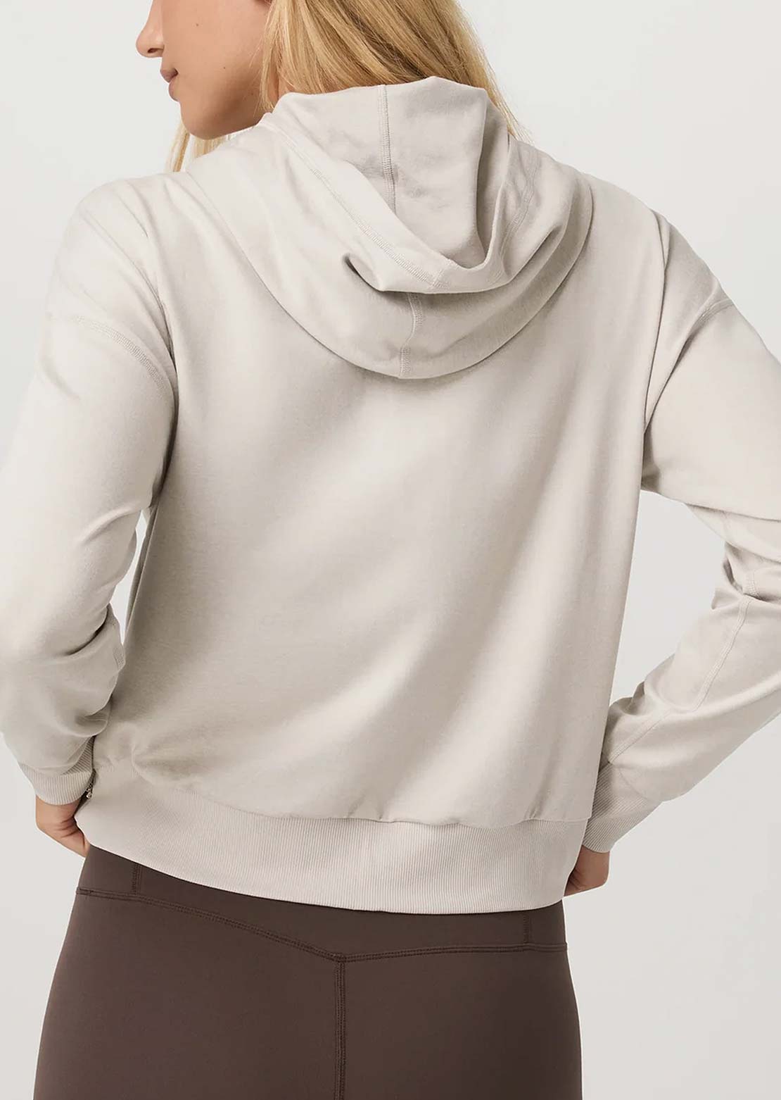 Vuori Women's Halo Modern Full Zip Hood Ecru Heather