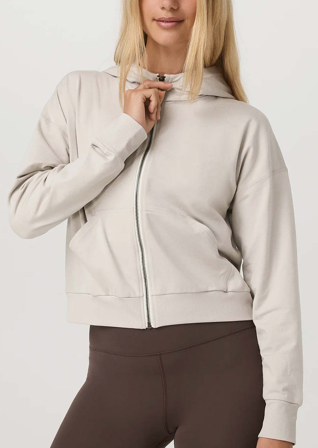 Vuori Women's Halo Modern Full Zip Hood Ecru Heather