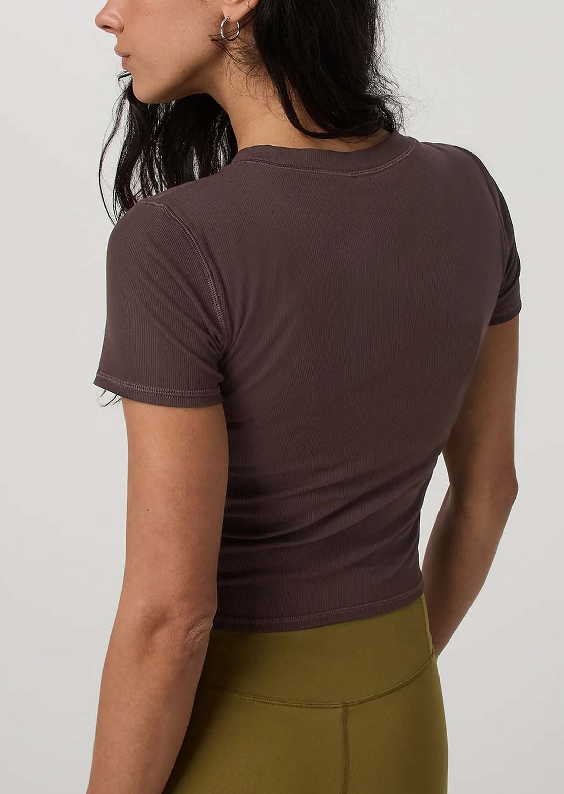Vuori Women's Pose Fitted T-Shirt French Roast