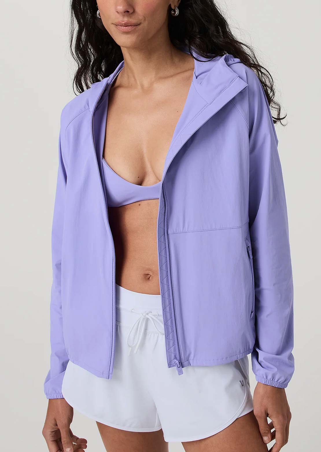 Vuori Women's Renew Trainer Shell Jacket Hyacinth