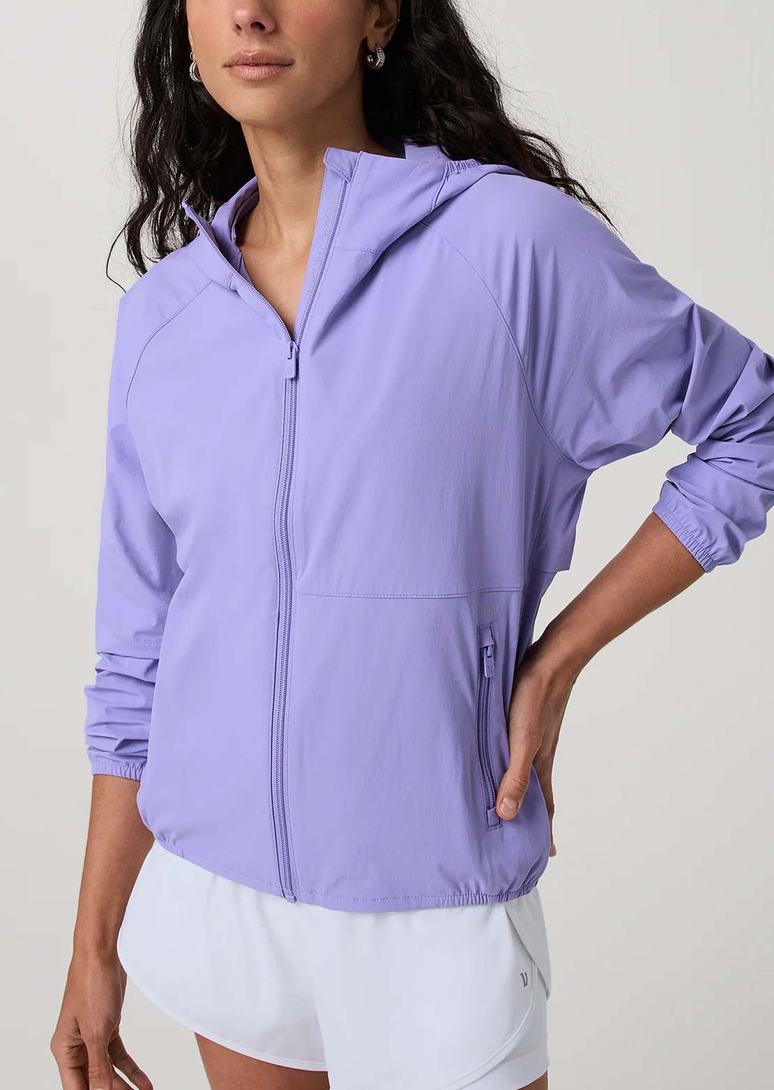 Vuori Women's Renew Trainer Shell Jacket Hyacinth