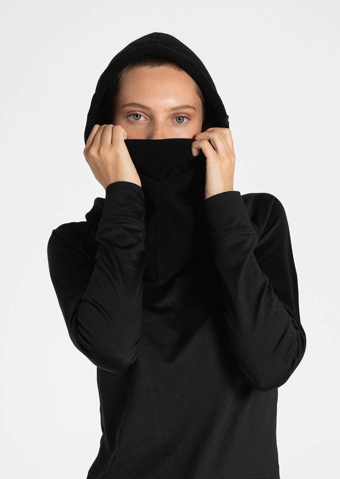 Armada Delta Hood Black