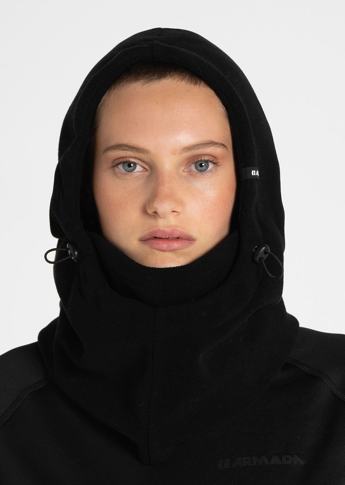 Armada Delta Hood Black
