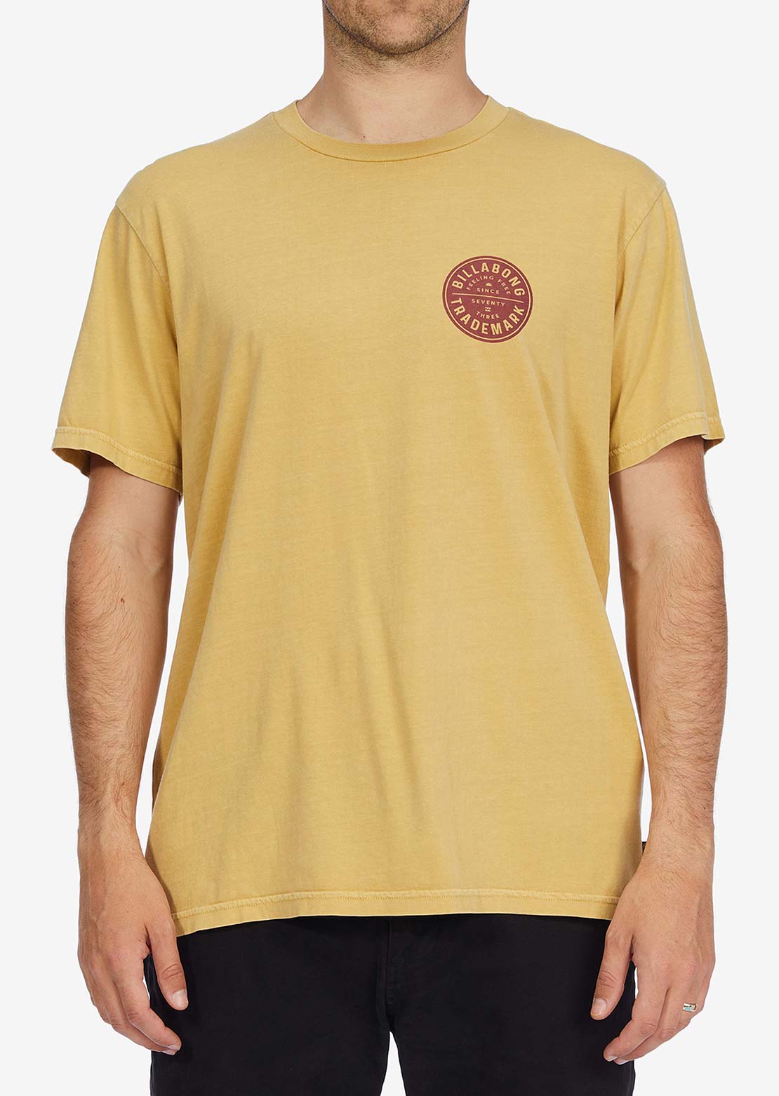 Billabong Men&#39;s Trademark WW T-Shirt Straw