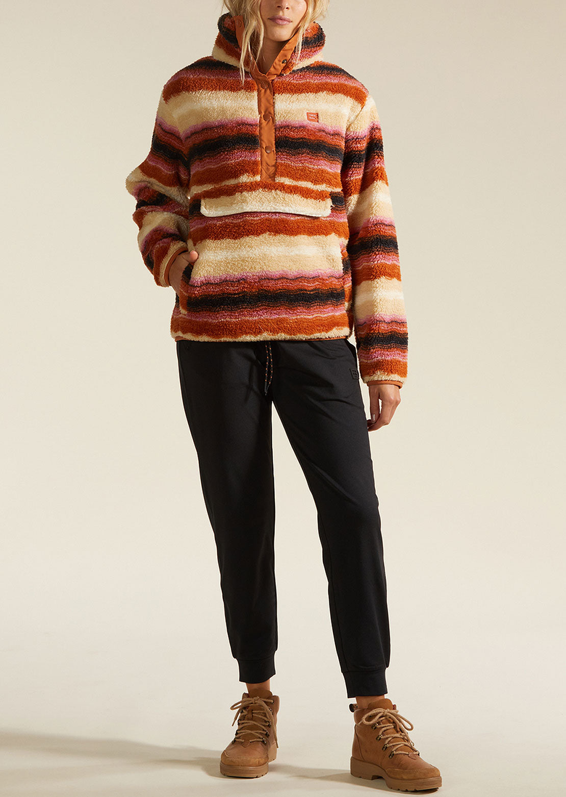 Billabong Women&#39;s Switchback Pullover Bone