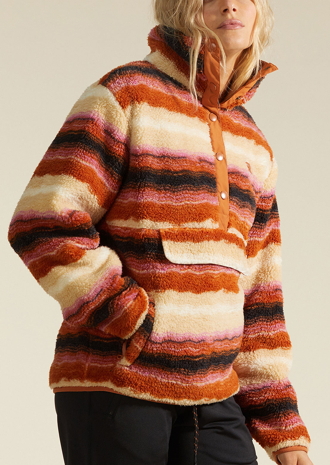 Billabong Women&#39;s Switchback Pullover Bone
