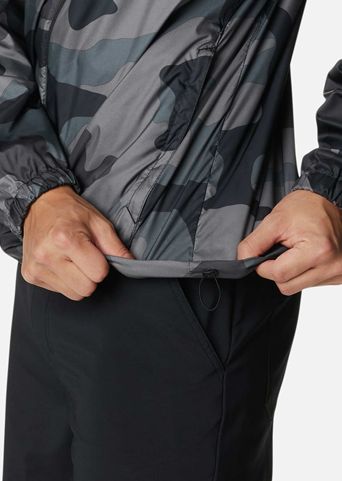 Columbia Men&#39;s Flash Challenger Novelty Windbreaker Black Camo