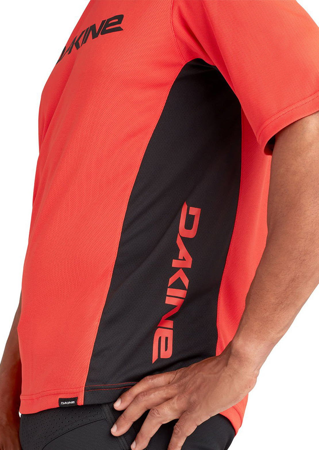 Dakine Men&#39;s Thrillium Shortsleeve Bike Jersey Sender Red