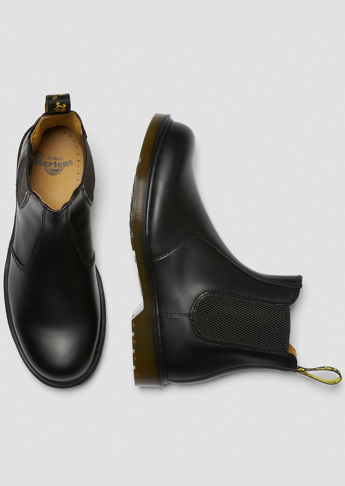 Dr. Martens Women&#39;s 2976 Smooth Leather Chelsea Boots Black Smooth Leather