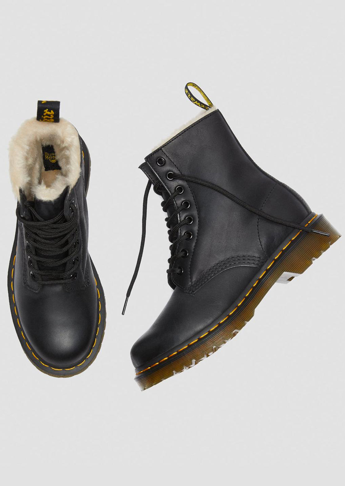 Dr.Martens Women’s 1460 Serena Wyoming Boots Black
