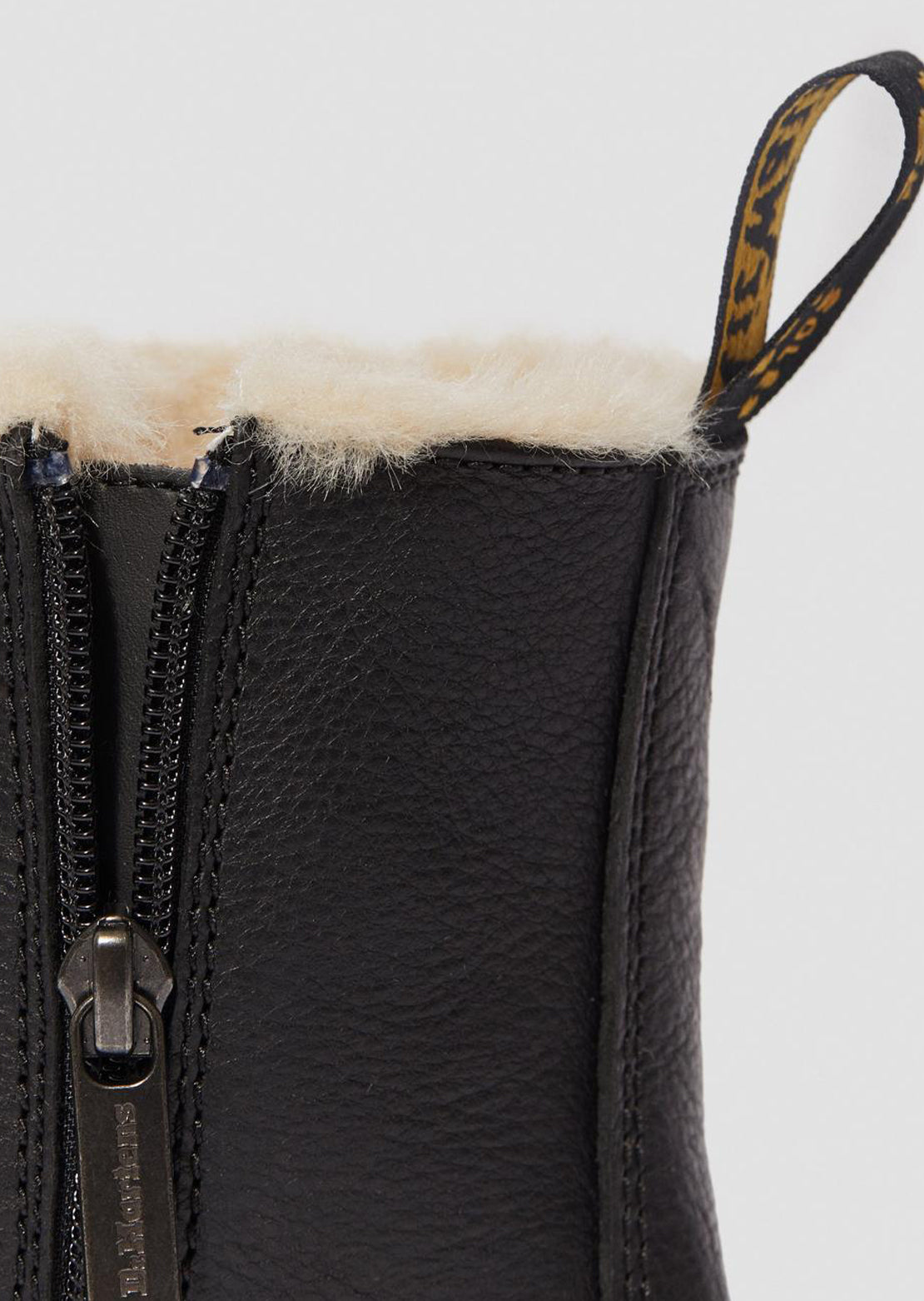 Dr.Martens Women&#39;s Jadon Fur Lined Boots Pisa &amp; Toby Fur/Black &amp; Natural