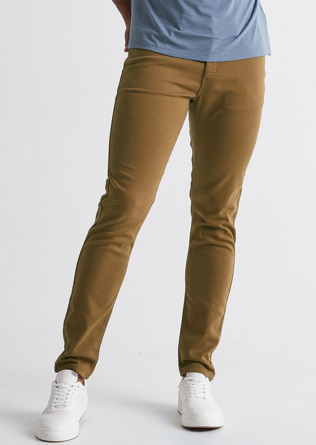 DUER Men&#39;s No Sweat Relaxed Taper Pants Tobacco