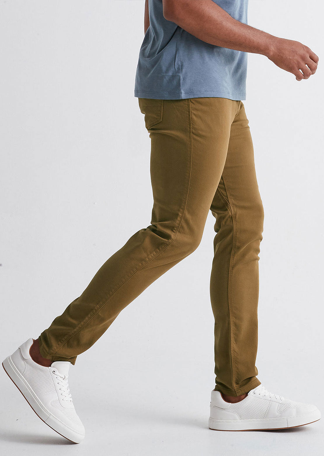 DUER Men&#39;s No Sweat Relaxed Taper Pants Tobacco