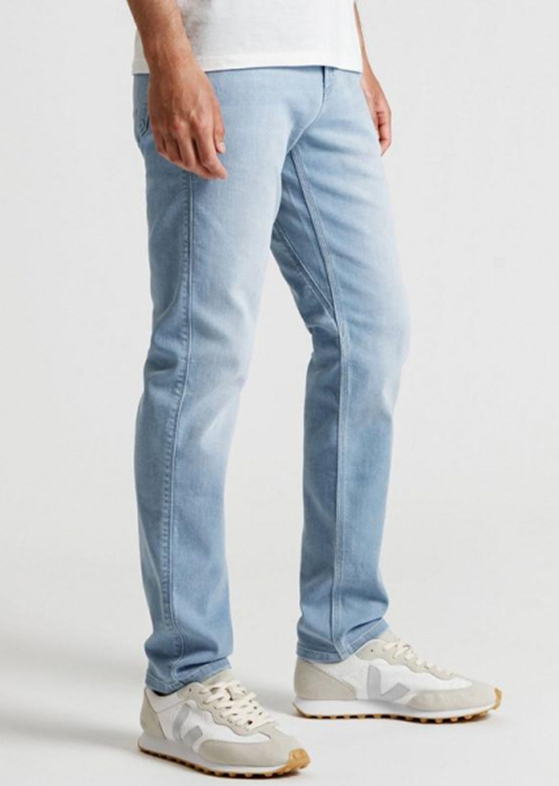 DUER Men&#39;s Performance Slim Denim Modern Bleach