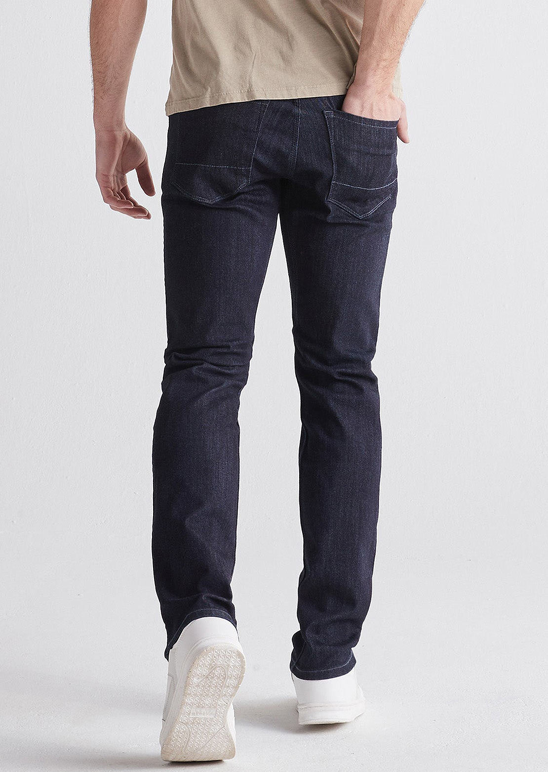 DUER Men&#39;s Performance Slim Denim Rinse