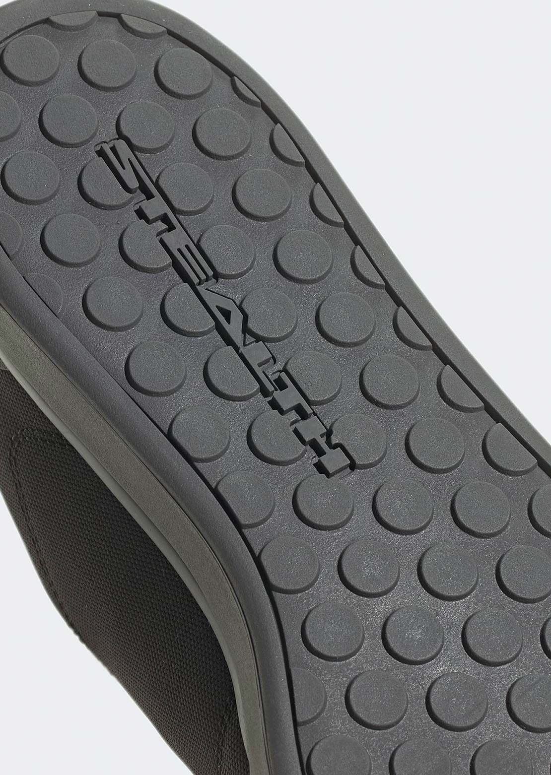 Five Ten Men&#39;s Sleuth DLX Canvas Mountain Bike Shoes Core Black/Grey Five/FTWR White
