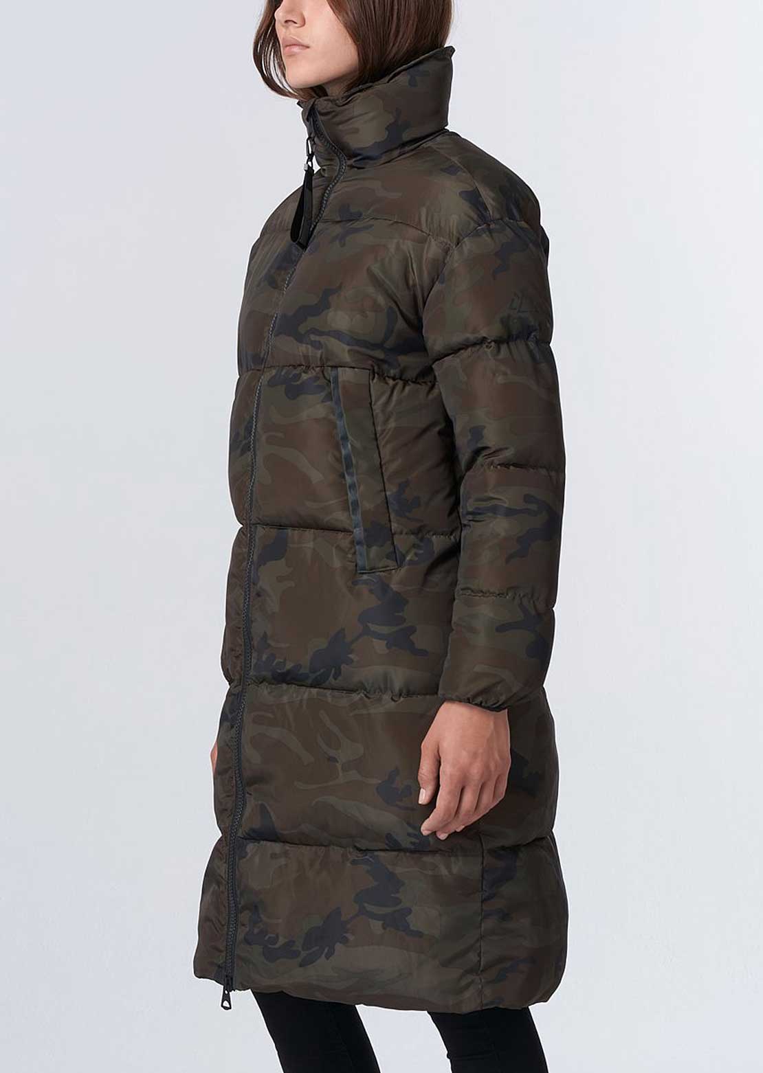 Norden Women&#39;s Aleta Long Puffer Jacket Camo Khaki