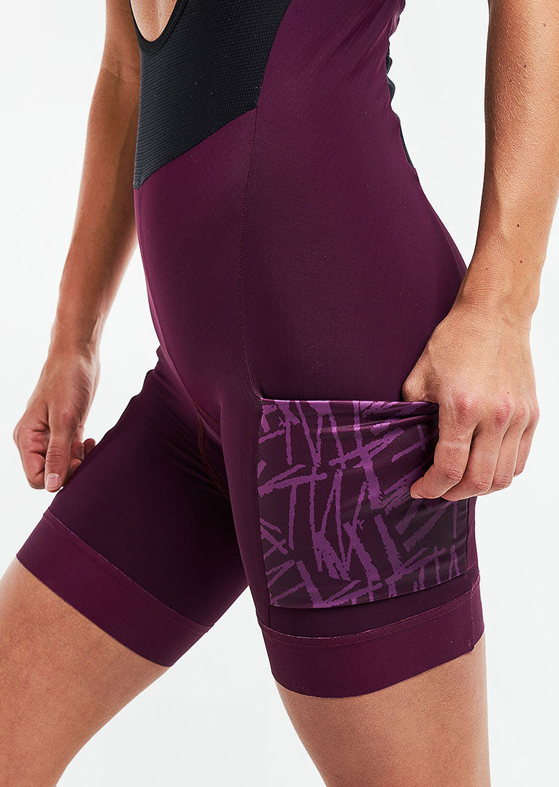 Peppermint Women&#39;s Gravel Cargo Bib Shorts Burgundy