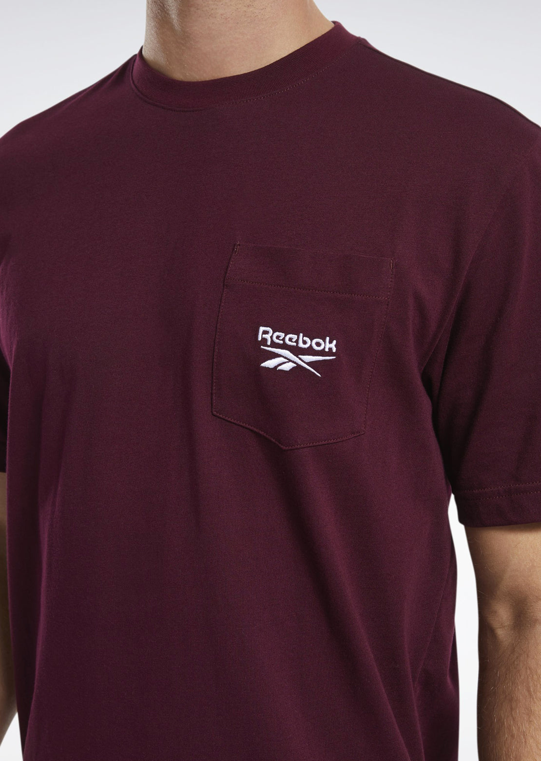Reebok Men&#39;s CL F Pocket T-Shirt Maroon