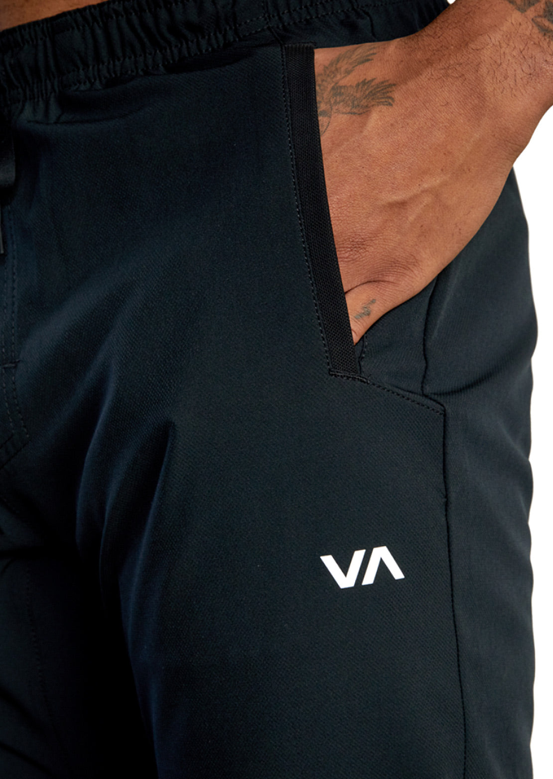 RVCA Men&#39;s Yogger Pants II Black