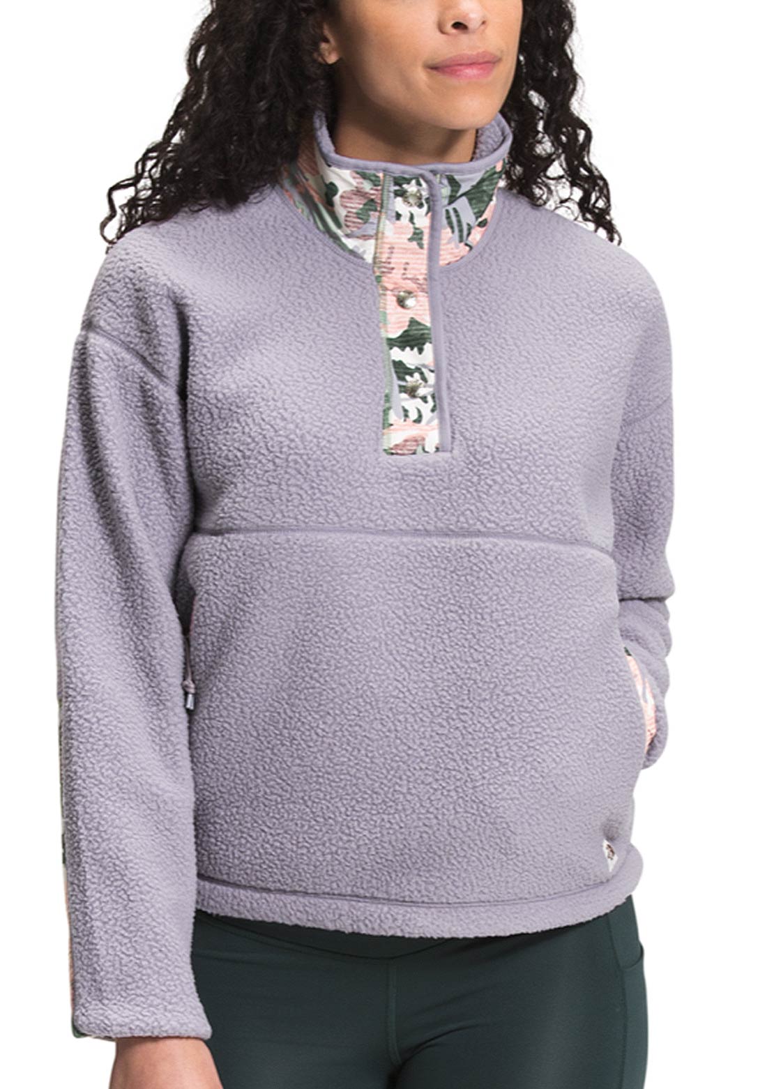 The North Face Women&#39;s Cragmont Fleece 1/4 Snap Minimal Grey/Laurel Wreath Green Canvas Paint Texture Print