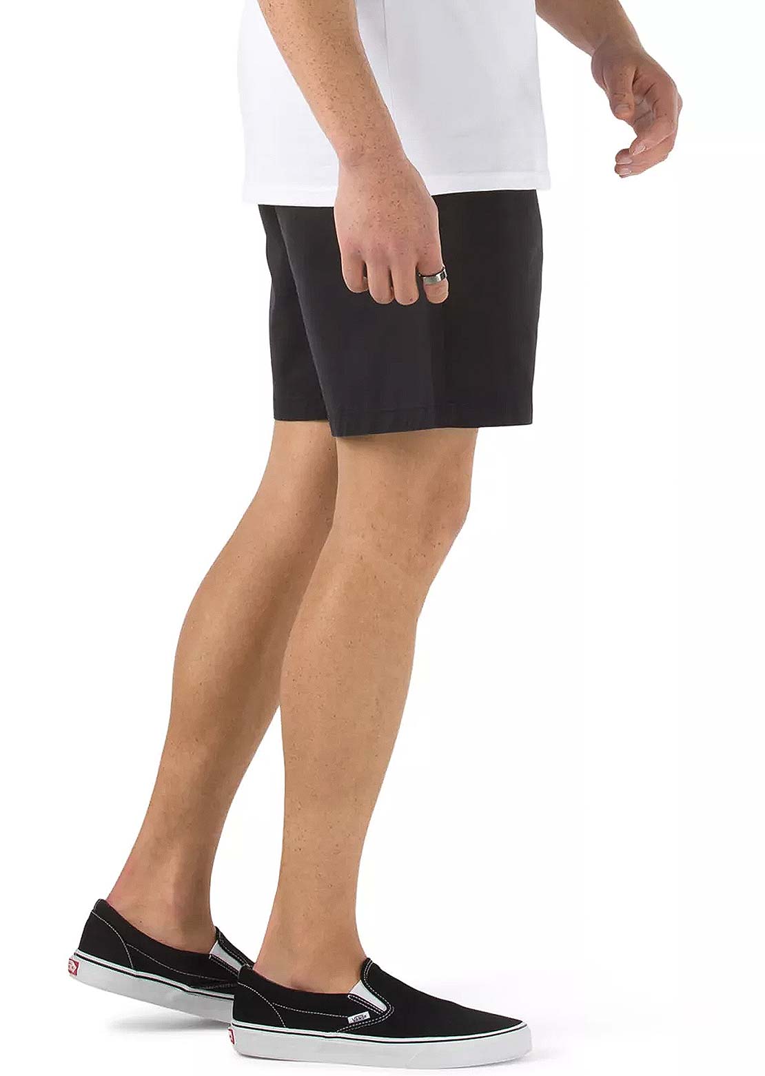Vans Men&#39;s Range Relaxed Elastic Regular Shorts Black