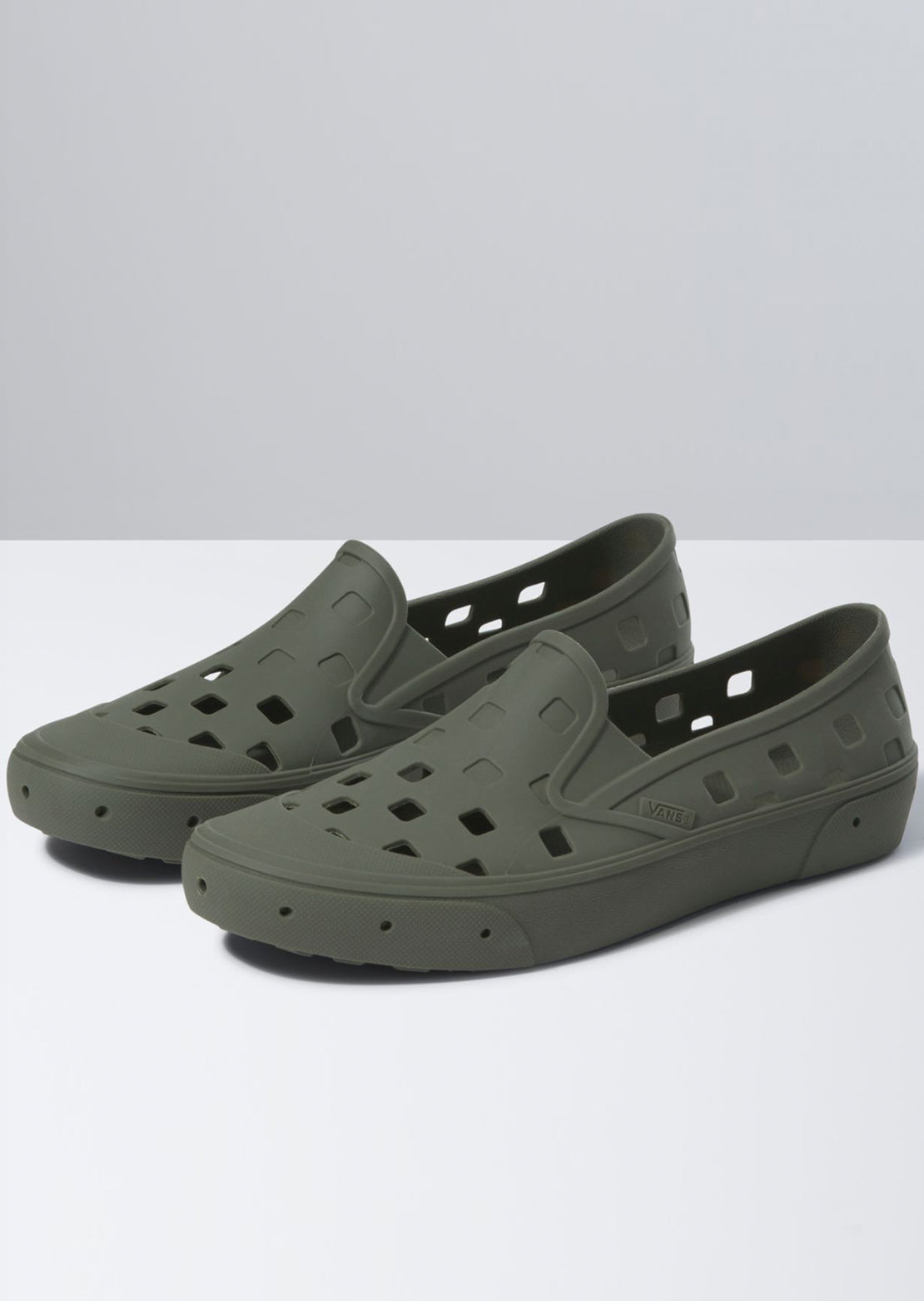 Vans Men&#39;s Trek Slip-On Shoes (Llt) Grape Leaf