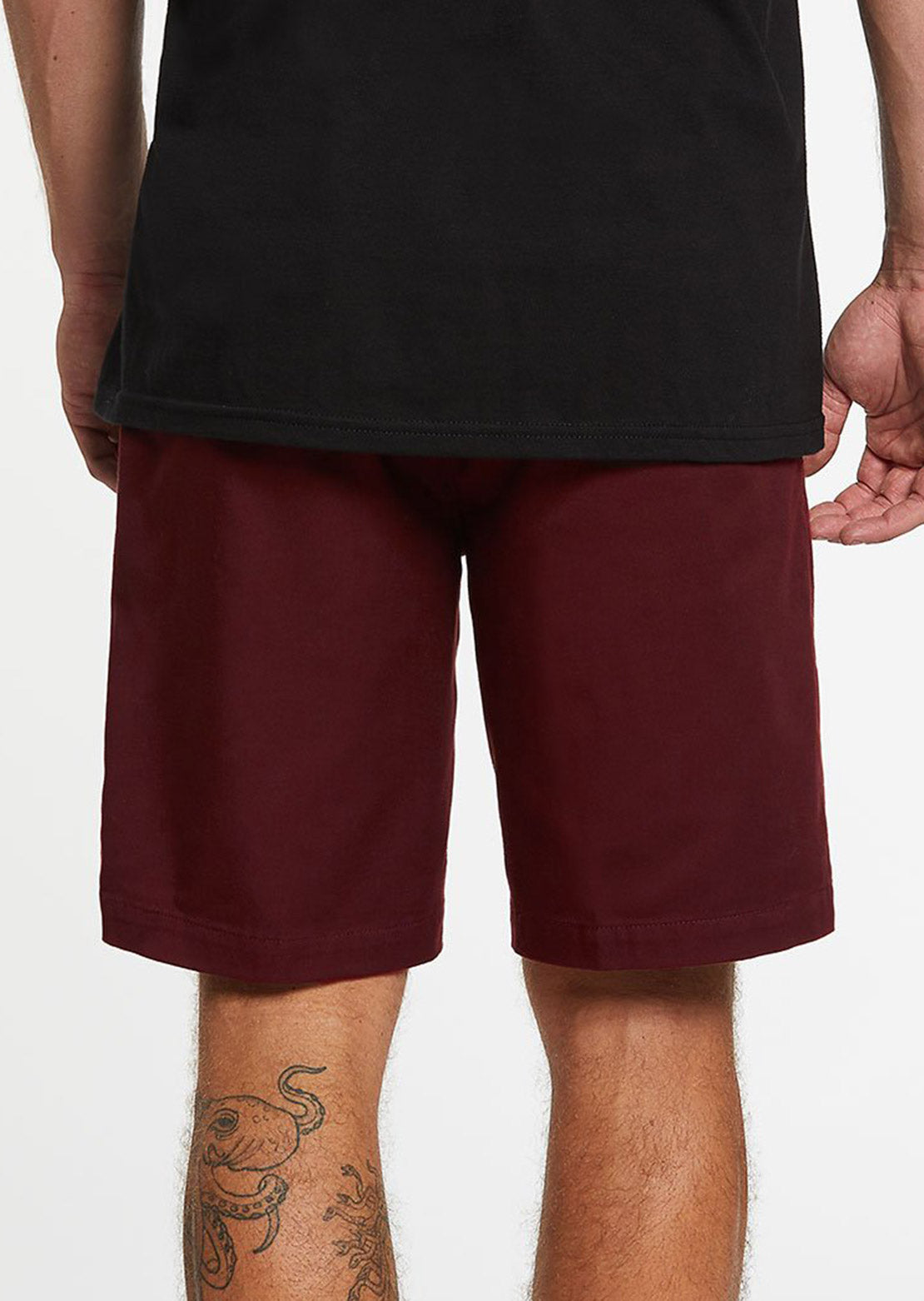 Volcom Men&#39;s Frickin Elastic Waist 19&quot; Shorts Plum
