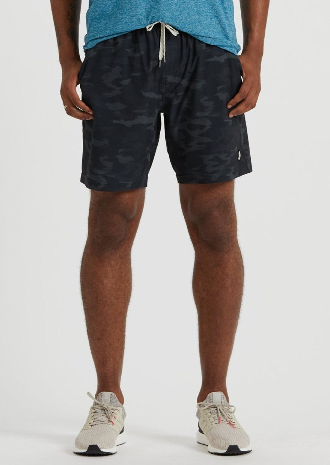 Vuori Men&#39;s Kore Shorts Black Watercolor Camo V302
