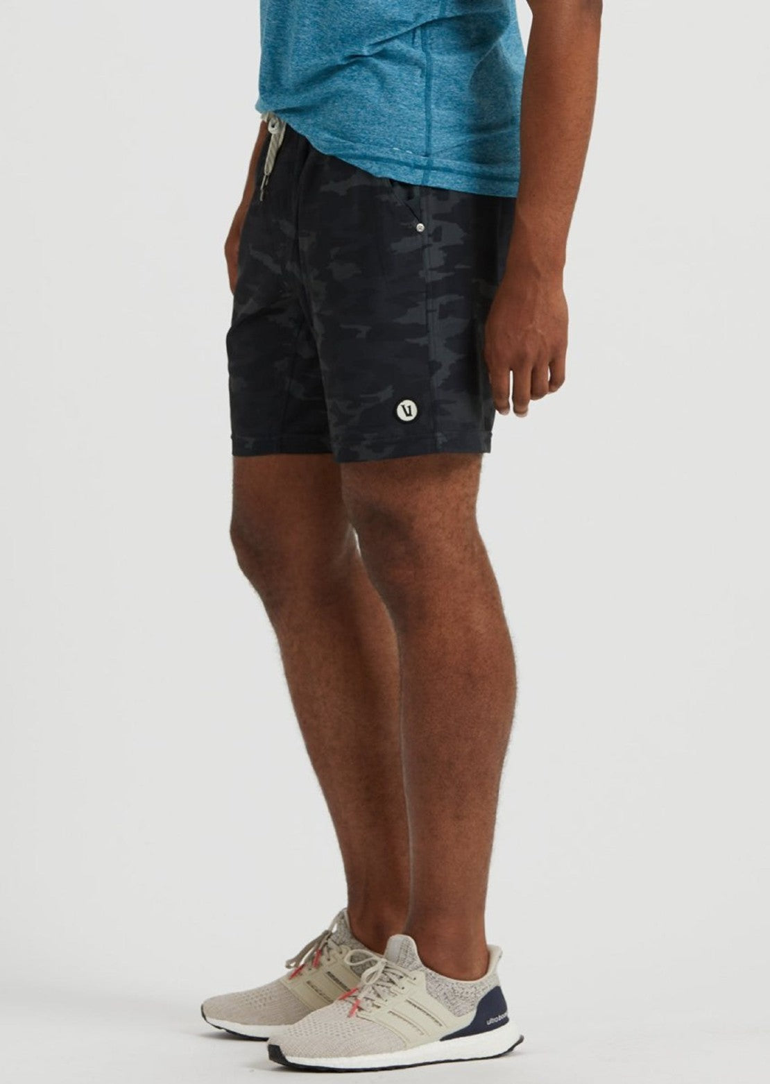 Vuori Men&#39;s Kore Shorts Black Watercolor Camo V302
