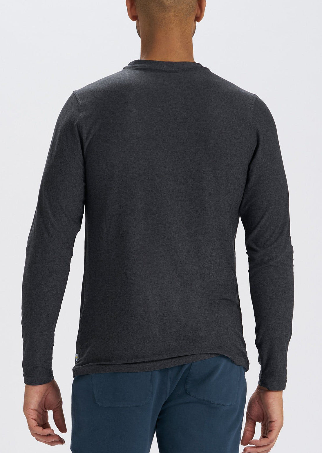 Vuori Men&#39;s Strato Tech Longsleeve Charcoal Heather
