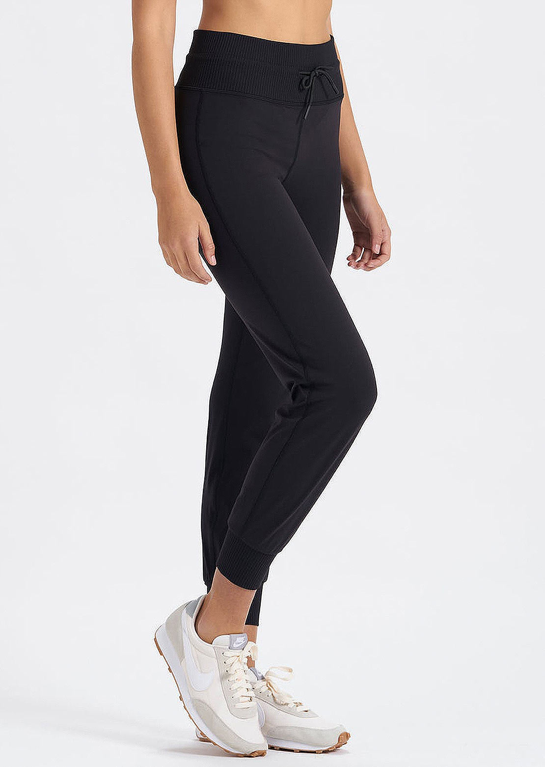Vuori Women&#39;s Daily Jogging Pants Black